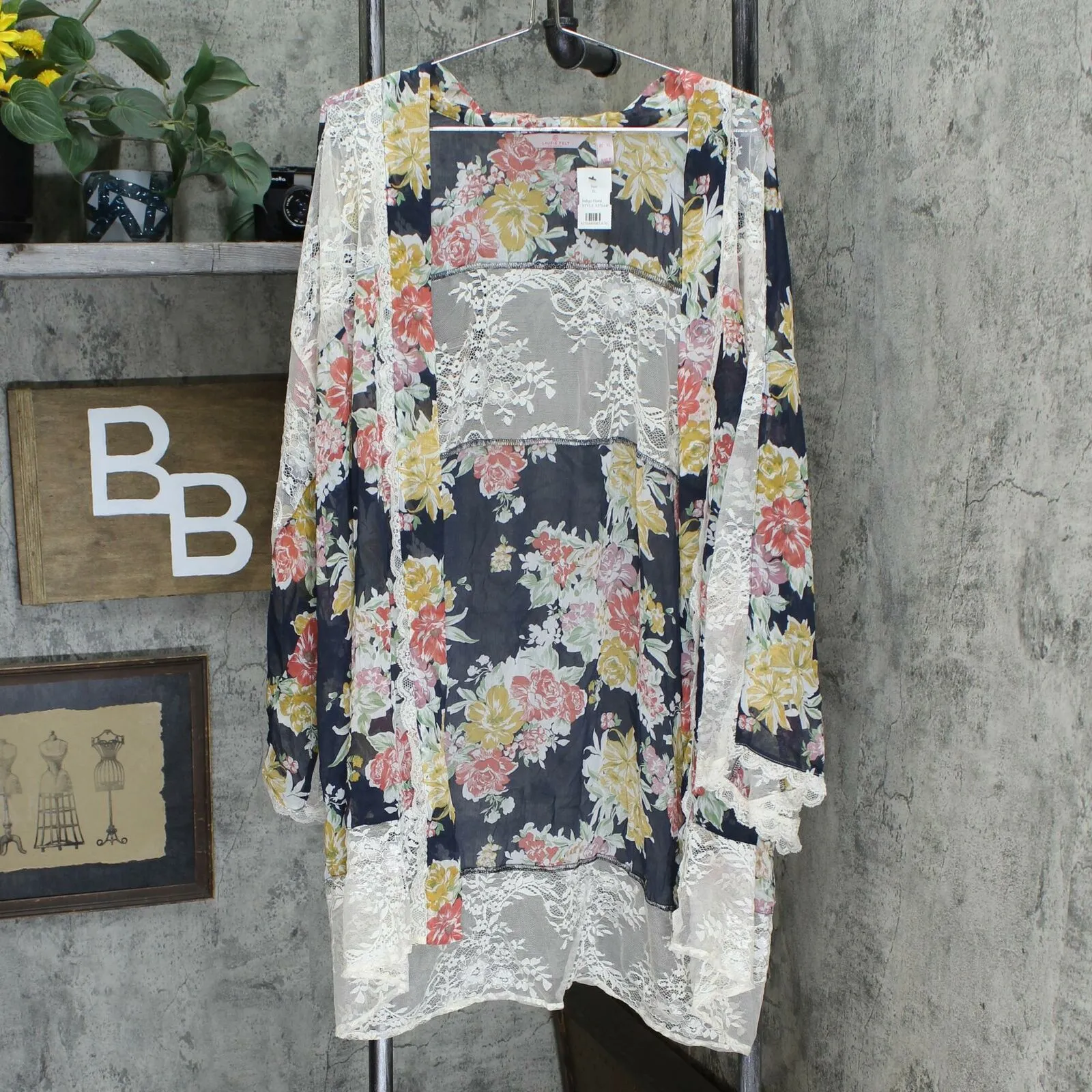 Laurie Felt Women's Floral Lace Kimono